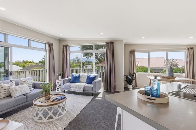 Photo of property in 47a Mazengarb Road, Paraparaumu Beach, Paraparaumu, 5032