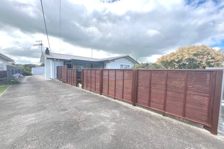 Photo of property in 20 Jull Crescent, Waipukurau, 4200