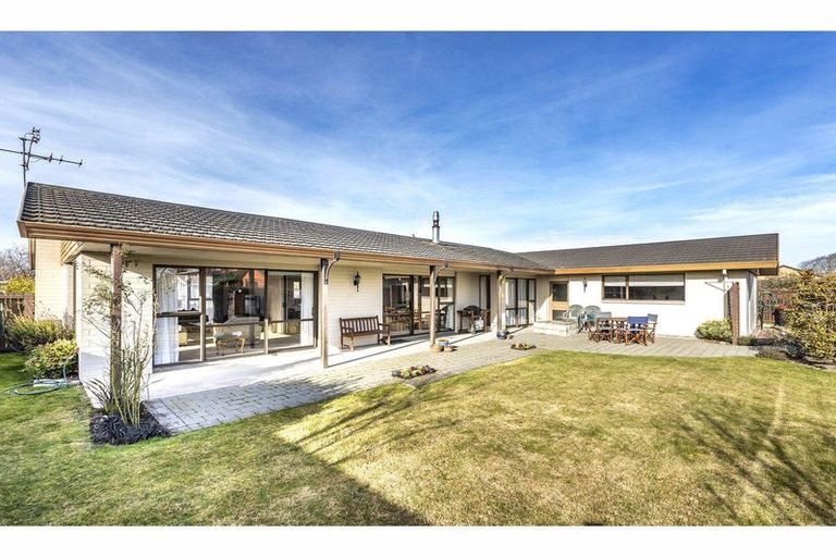 Photo of property in 1 Kinley Street, Rangiora, 7400