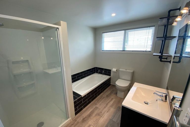 Photo of property in 104 Molyneux Avenue, Cromwell, 9310