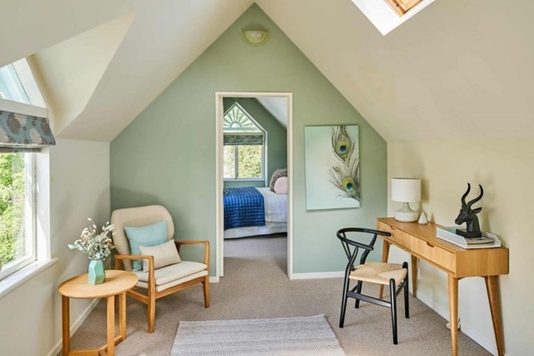 Photo of property in 9 Mahoe Street, Eastbourne, Lower Hutt, 5013