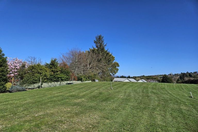 Photo of property in 8 Lens Way, Acacia Bay, 3385