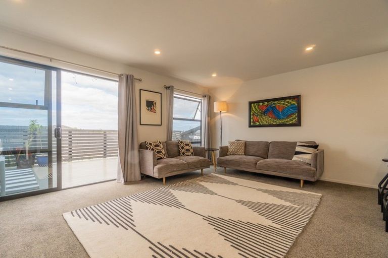 Photo of property in 20b Pakaraka Drive, Papakura, 2110