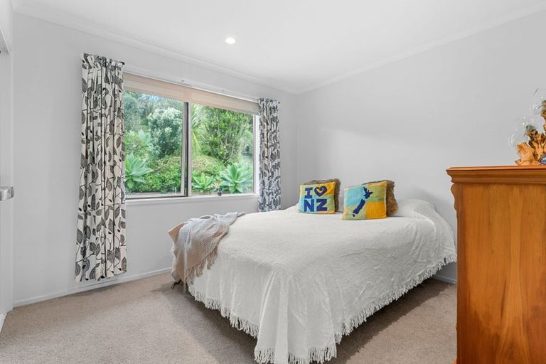 Photo of property in 22 Seascape Crescent, Waipu, 0582