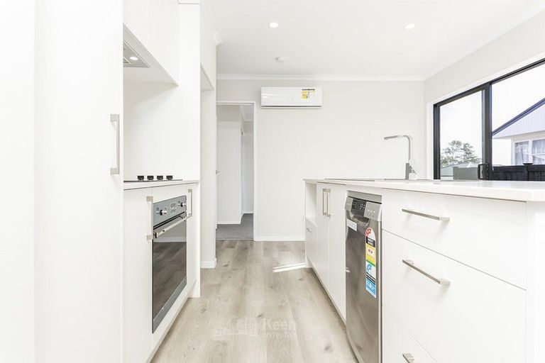 Photo of property in 9/26 Pah Road, Papatoetoe, Auckland, 2025