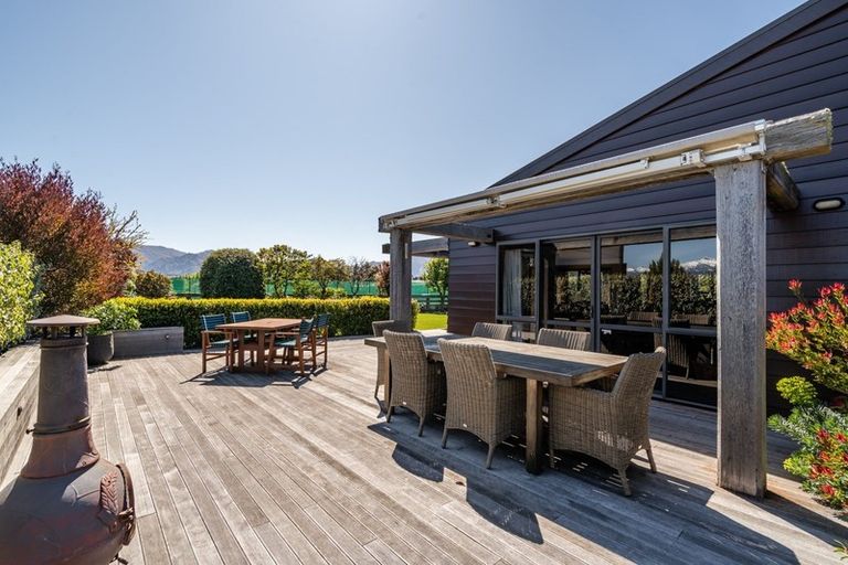 Photo of property in 8 Baker Grove, Wanaka, 9305