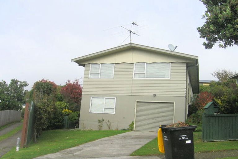 Photo of property in 15 Beaumaris Crescent, Ascot Park, Porirua, 5024