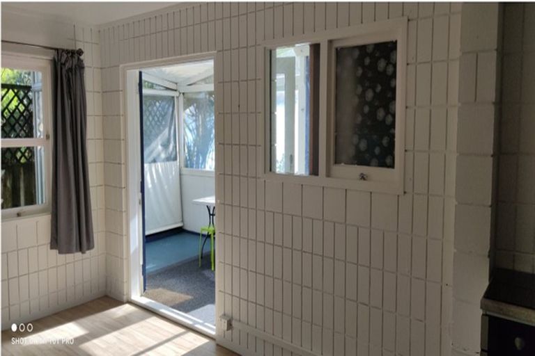 Photo of property in 75 Sunrise Avenue, Murrays Bay, Auckland, 0630