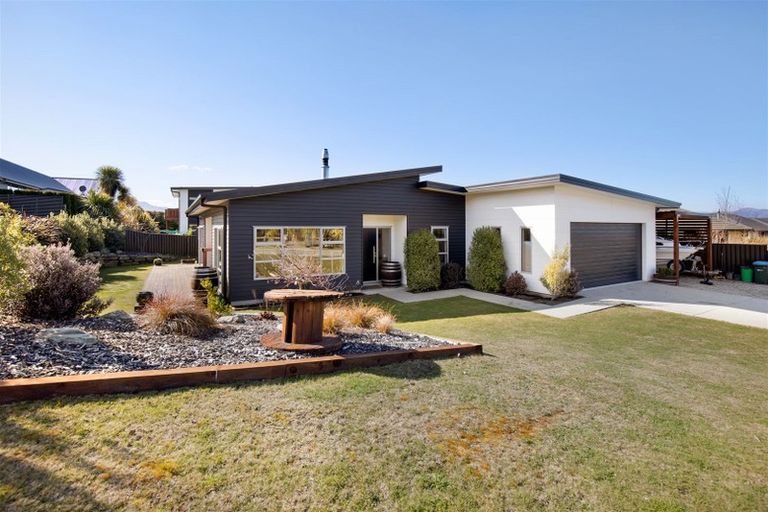 Photo of property in 54 West Meadows Drive, Wanaka, 9305