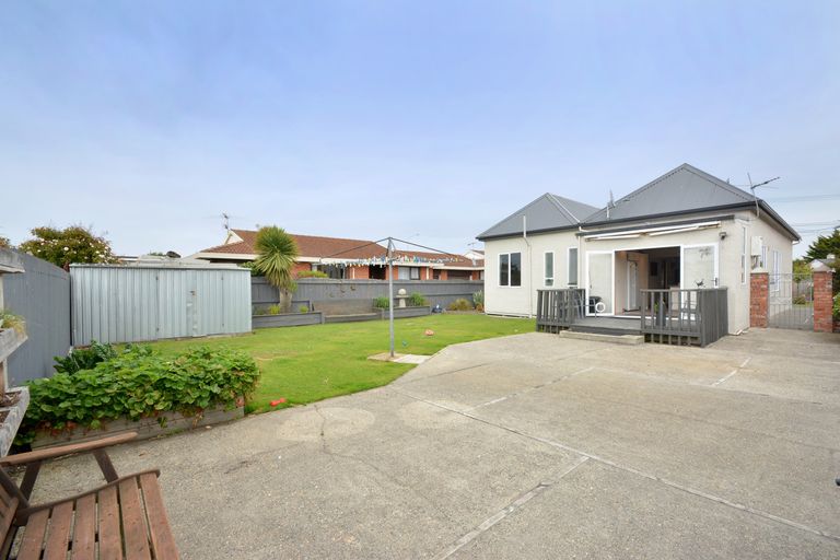 Photo of property in 47 Queens Drive, Saint Kilda, Dunedin, 9012