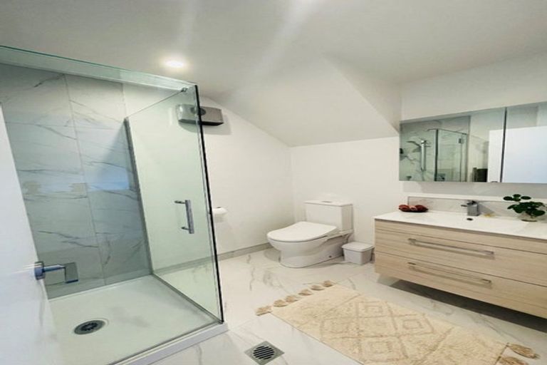 Photo of property in 11/3 Johnston Grove, Taita, Lower Hutt, 5011