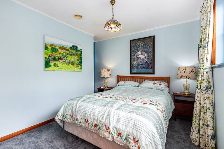 Photo of property in 7 Himalaya Crescent, Khandallah, Wellington, 6035