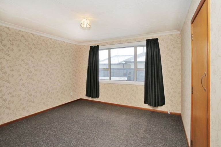 Photo of property in 17 Wye Street, Newfield, Invercargill, 9812