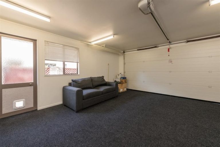 Photo of property in 5 Martin Street, Monaco, Nelson, 7011