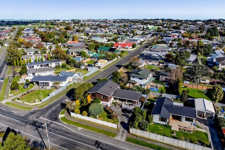 Photo of property in 71 Fantham Street, Hawera, 4610