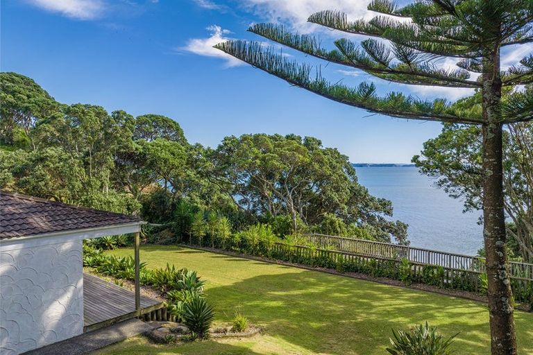 Photo of property in 81 Duncansby Road, Stanmore Bay, Whangaparaoa, 0932