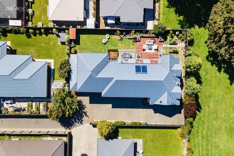 Photo of property in 8 Cunneen Place, Aidanfield, Christchurch, 8025