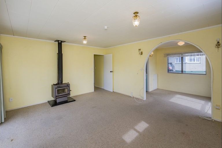 Photo of property in 38c Te Rauparaha Street, Otaki, 5512