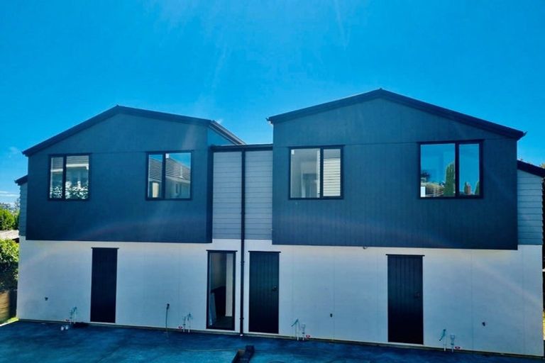 Photo of property in 30 Ranui Avenue, Ranui, Auckland, 0612