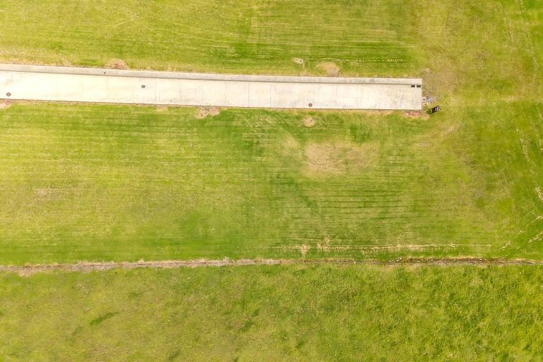 Photo of property in 8 Anbrue Lane, Ruakaka, 0116