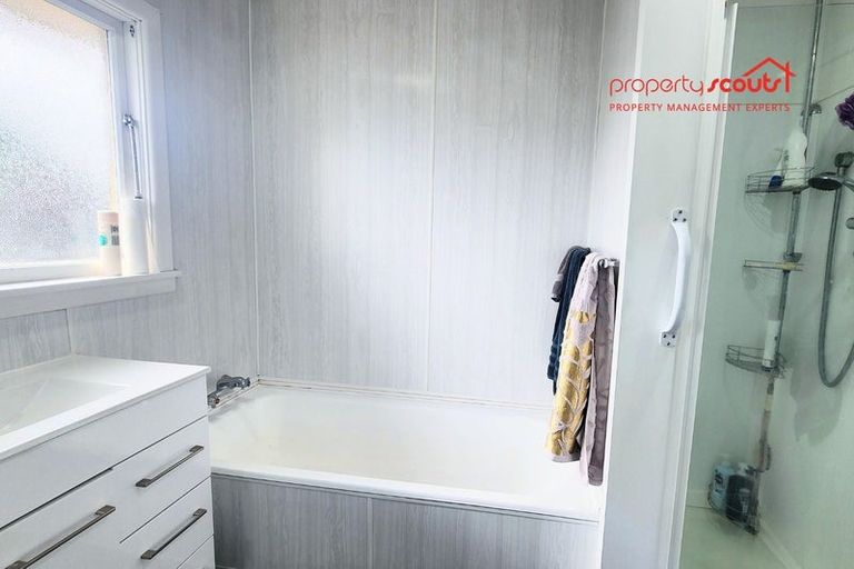 Photo of property in 48 Greendale Avenue, Avonhead, Christchurch, 8042