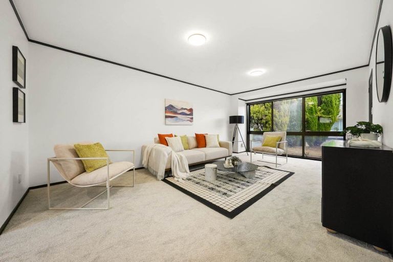 Photo of property in 64b Sunderlands Road, Half Moon Bay, Auckland, 2012