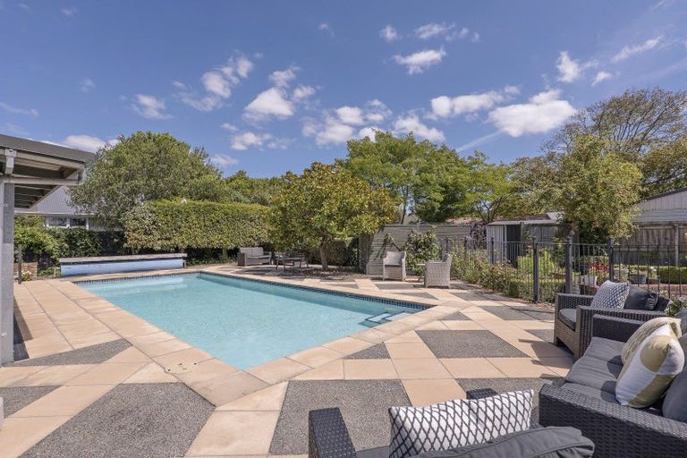 Photo of property in 24 Rudleigh Avenue, Upper Riccarton, Christchurch, 8041