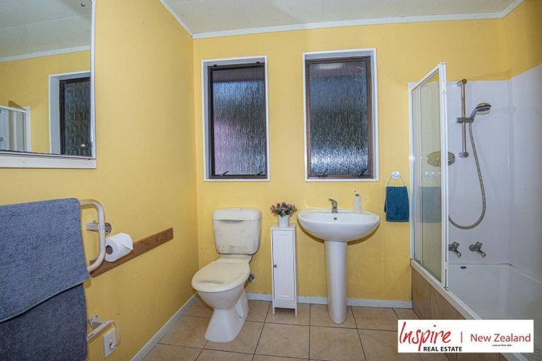 Photo of property in 224 Massey Road, Waipu, 0582