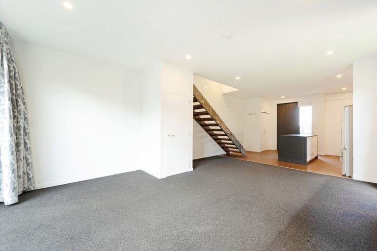Photo of property in 5/20 Trent Street, Island Bay, Wellington, 6023