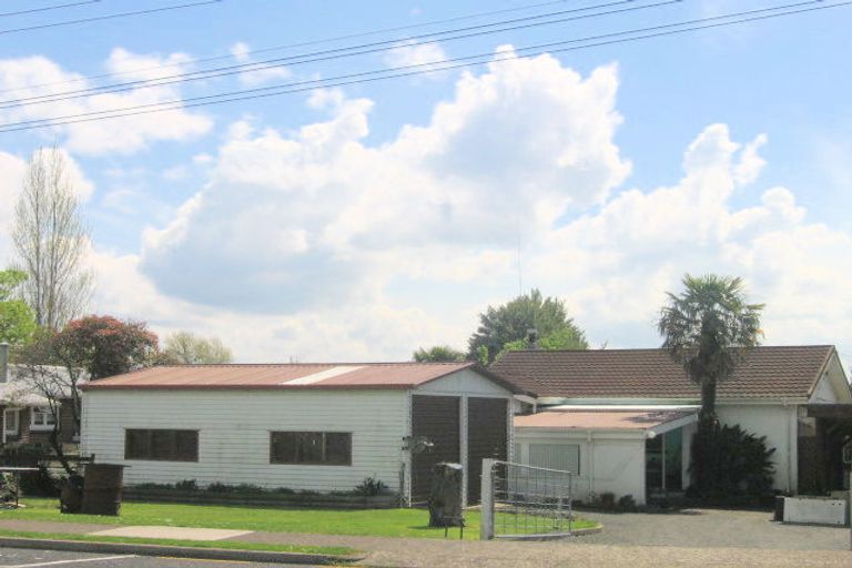 Photo of property in 28 Porikapa Road, Owhata, Rotorua, 3010