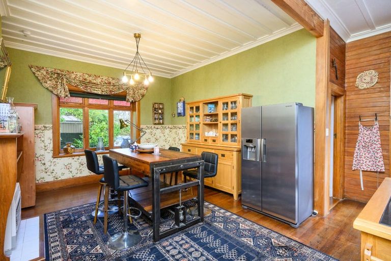 Photo of property in 74 Pitama Road, Awapuni, Palmerston North, 4412