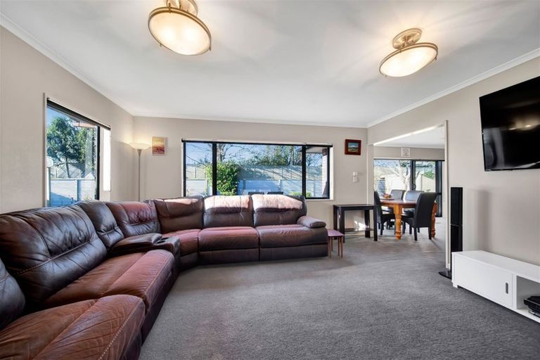 Photo of property in 30c Egmont Street, Hawera, 4610