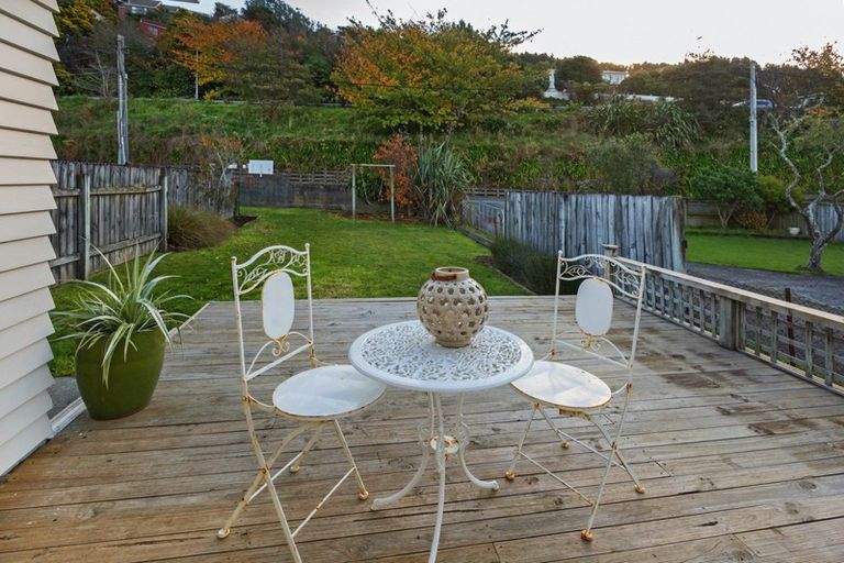 Photo of property in 312 Main Road, Tawa, Wellington, 5028