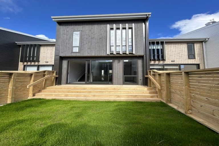 Photo of property in 8 Kamahi Place, Paraparaumu, 5032