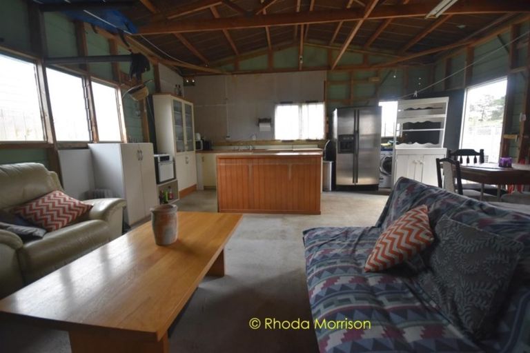 Photo of property in 88 Komiti Road, Tinopai, Matakohe, 0593