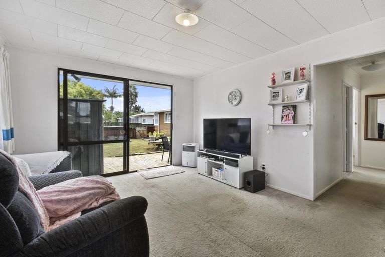 Photo of property in 10 Lomas Place, Manurewa, Auckland, 2102