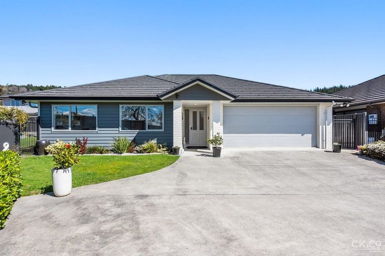 Photo of property in 23 Ashington Road, Silverstream, Upper Hutt, 5019