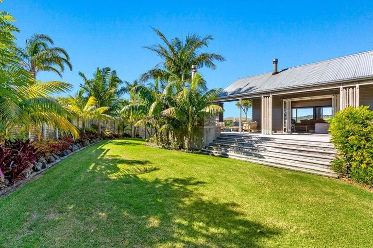 Photo of property in 134 Phillips Road, Kaiwaka, 0573