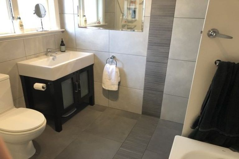 Photo of property in 3 Woodstock Place, Hokowhitu, Palmerston North, 4410