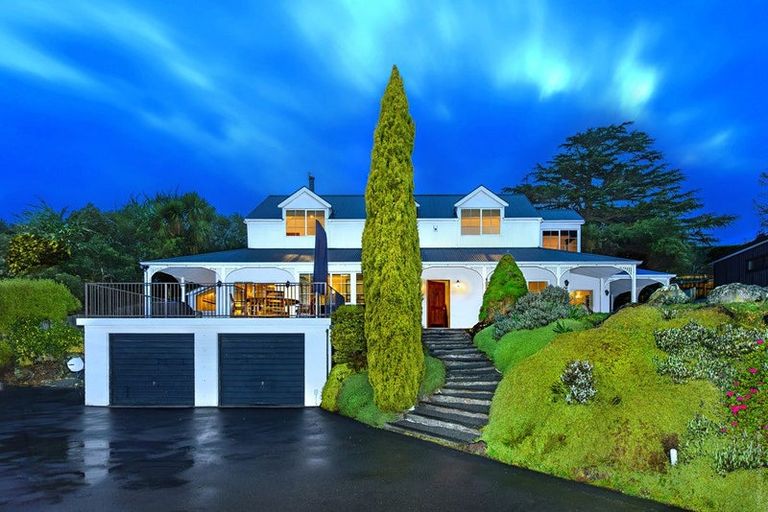 Photo of property in 411 Cashmere Road, Westmorland, Christchurch, 8025