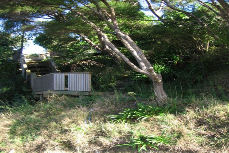 Photo of property in 69 Airlie Road, Plimmerton, Porirua, 5026