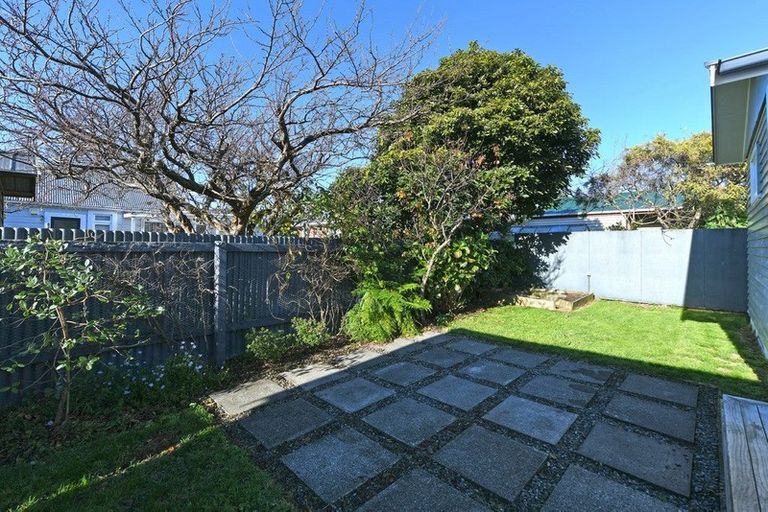 Photo of property in 24 Fitzherbert Street, Alicetown, Lower Hutt, 5010