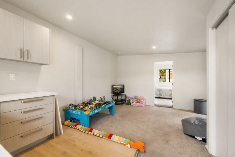 Photo of property in 18 Ashworth Street, Alexandra, 9320