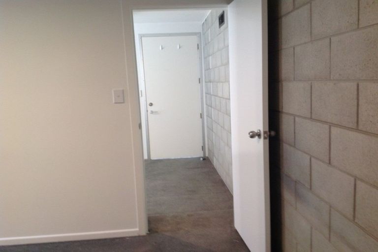 Photo of property in 1-7 Sheridan Terrace, Johnsonville, Wellington, 6037