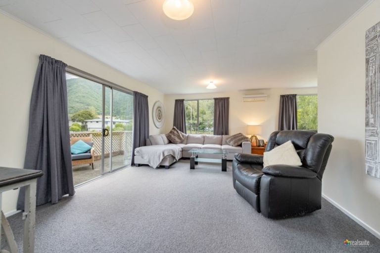 Photo of property in 161 California Drive, Totara Park, Upper Hutt, 5018