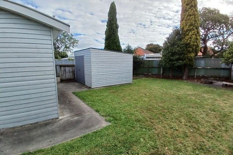 Photo of property in 5 Mansford Place, West End, Palmerston North, 4412