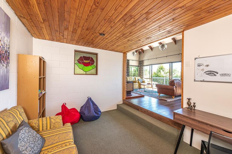 Photo of property in 14 Ngatarua Road, Putiki, Whanganui, 4500
