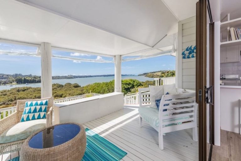 Photo of property in 11 The Lookout, Kerikeri, 0230