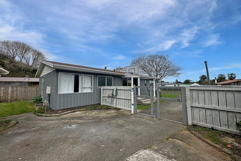 Photo of property in 18 Paterson Street, Aramoho, Whanganui, 4500