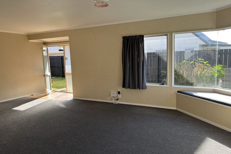 Photo of property in 7b Portland Street, Welcome Bay, Tauranga, 3112